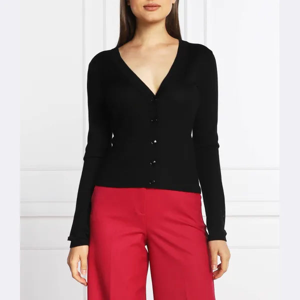 Льняная блузка приталенного кроя Patrizia Pepe, черный
Льняная блузка приталенного кроя Patrizia Pepe, черный