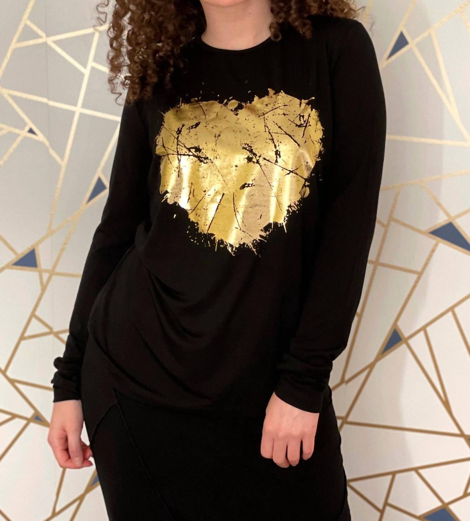 Рубашка с длинным рукавом с графическим принтом в виде сердца Mikah, цвет heart
Рубашка с длинным рукавом с графическим принтом в виде сердца Mikah, цвет heart