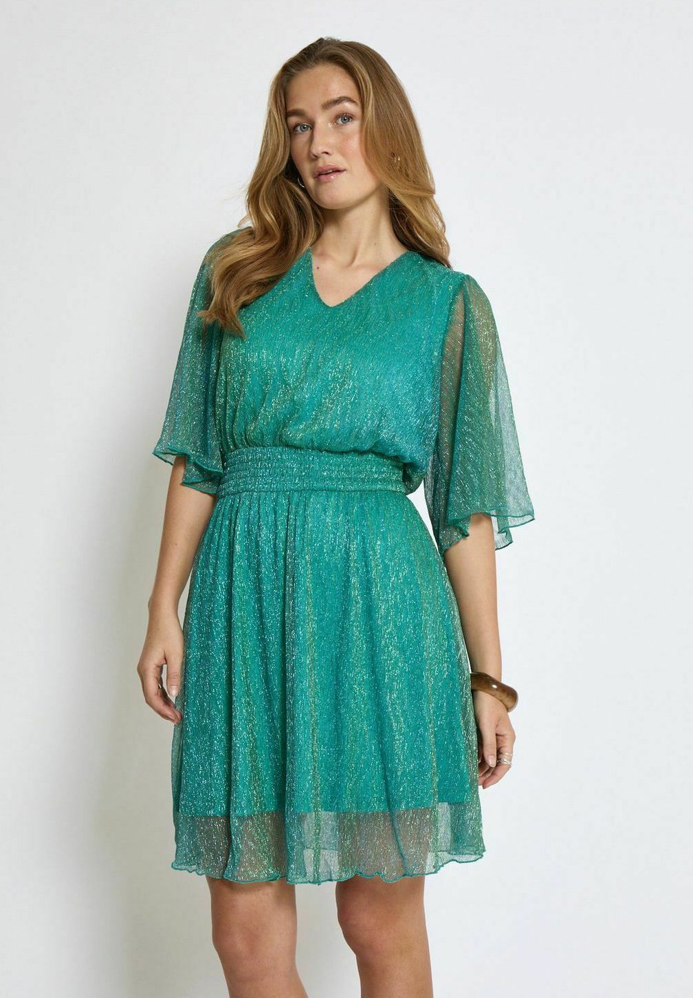 Коктейльное/вечернее платье CARIEL PEPPERCORN, зеленый
Коктейльное/вечернее платье CARIEL PEPPERCORN, зеленый