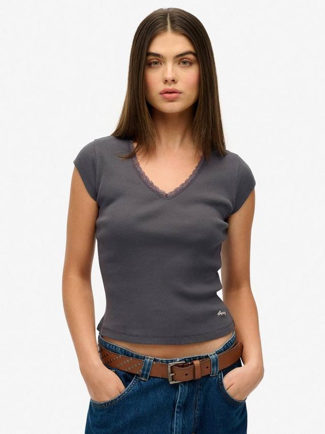 Незаменимый топ с v-образным вырезом и коротким рукавом с кружевной отделкой Superdry, цвет Dark Slate Grey
Незаменимый топ с v-образным вырезом и коротким рукавом с кружевной отделкой Superdry, цвет Dark Slate Grey