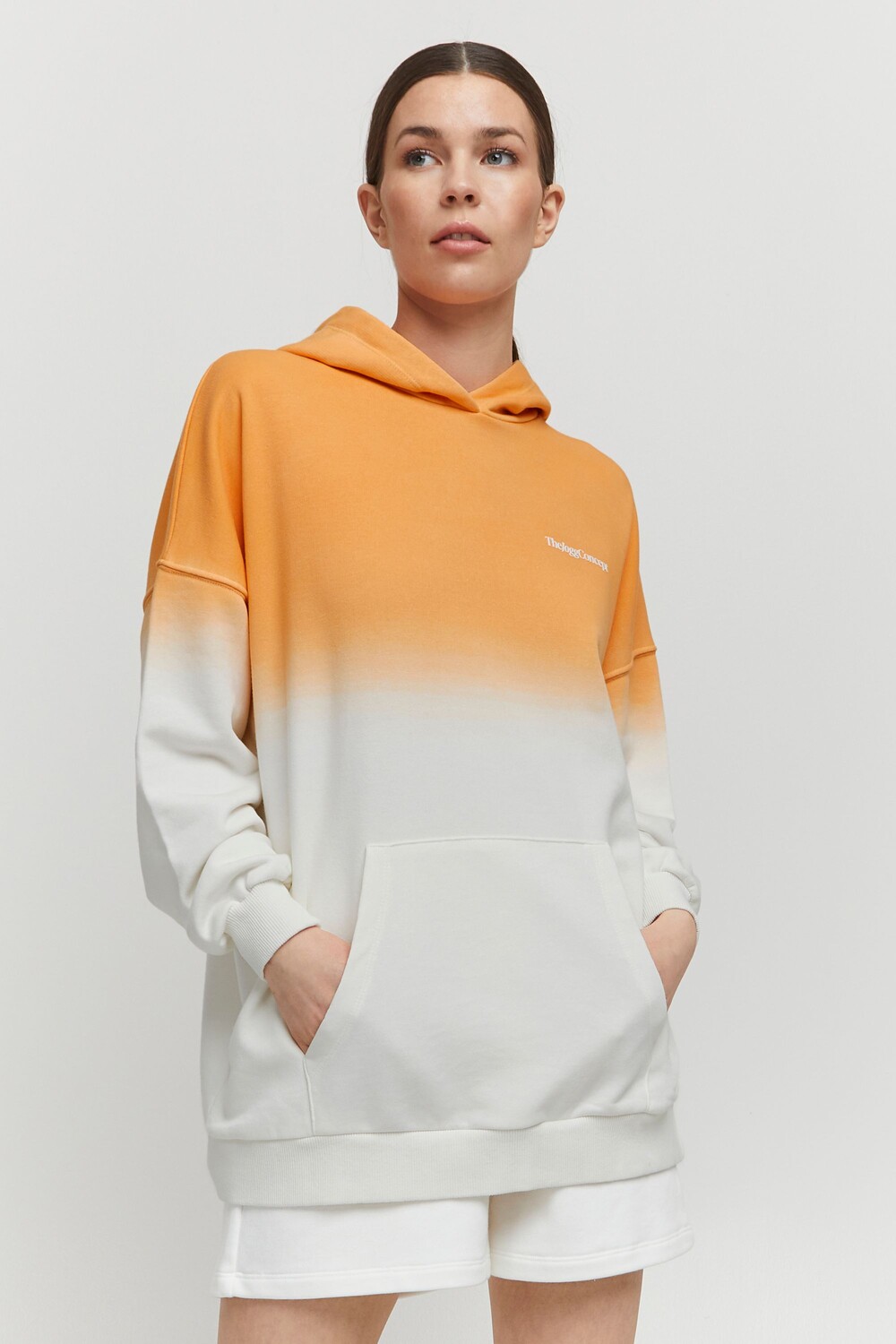 Толстовка TheJoggConcept. Kapuzenpullover JCSAFINE DYED HOODIE 22800059, оранжевый
Толстовка TheJoggConcept. Kapuzenpullover JCSAFINE DYED HOODIE 22800059, оранжевый