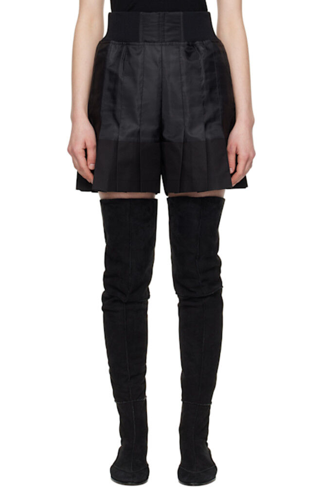 Черные шорты из нейлонового твила и габардина sacai
Черные шорты из нейлонового твила и габардина sacai