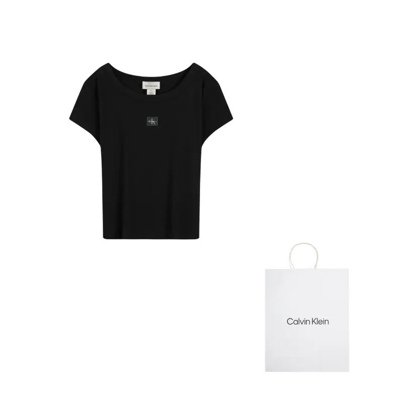 Футболка женская Calvin Klein, черный
Футболка женская Calvin Klein, черный