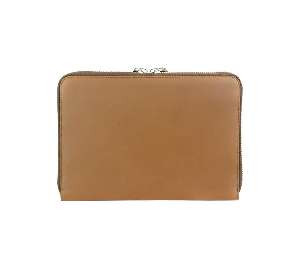 Мужской континентальный кошелек SALVATORE FERRAGAMO Gancio 686773 коричневый на молнии, черный
Мужской континентальный кошелек SALVATORE FERRAGAMO Gancio 686773 коричневый на молнии, черный