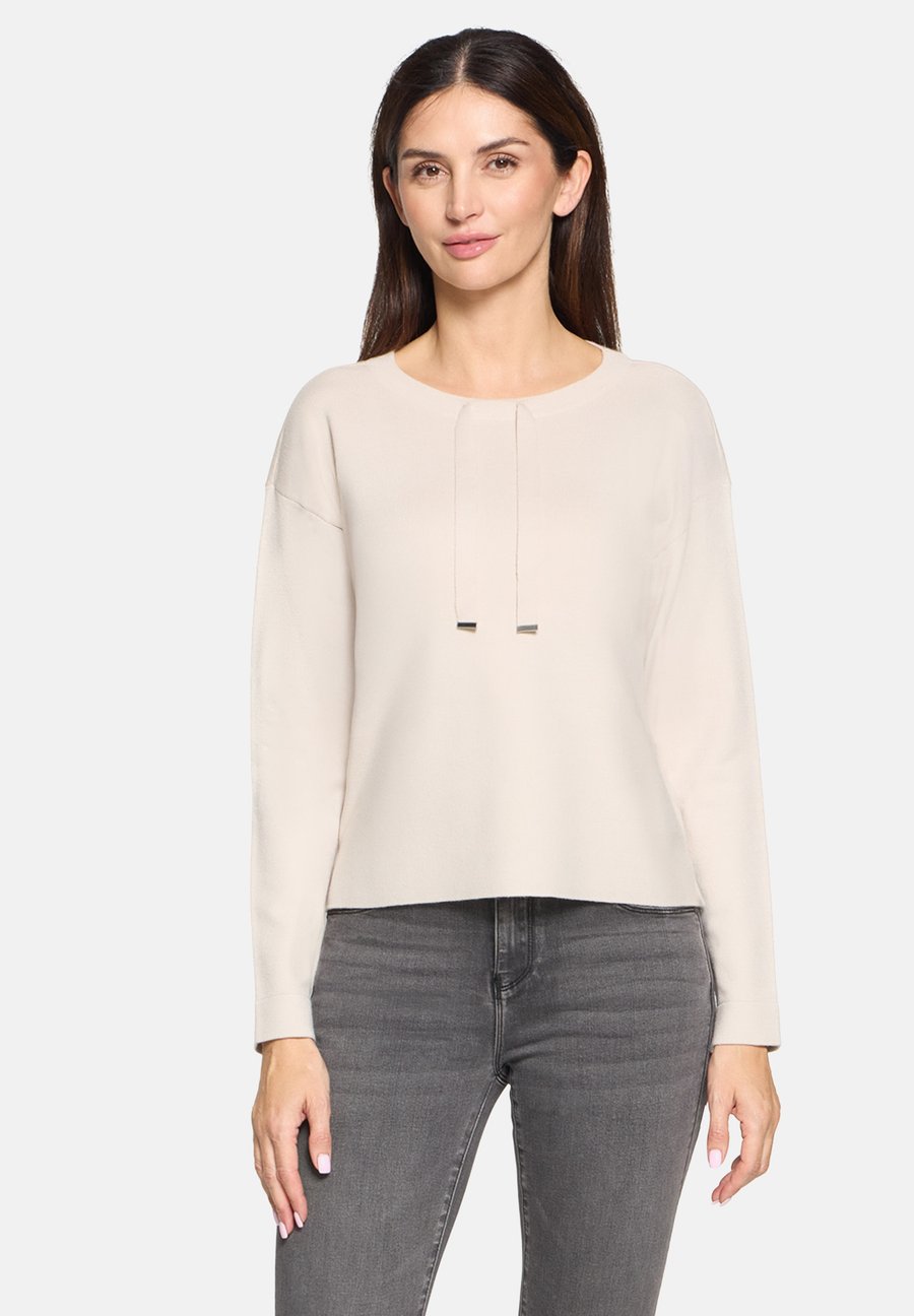 Джемпер Betty Barclay FEIN MIT SEITENSCHLITZEN, Beige
Джемпер Betty Barclay FEIN MIT SEITENSCHLITZEN, Beige