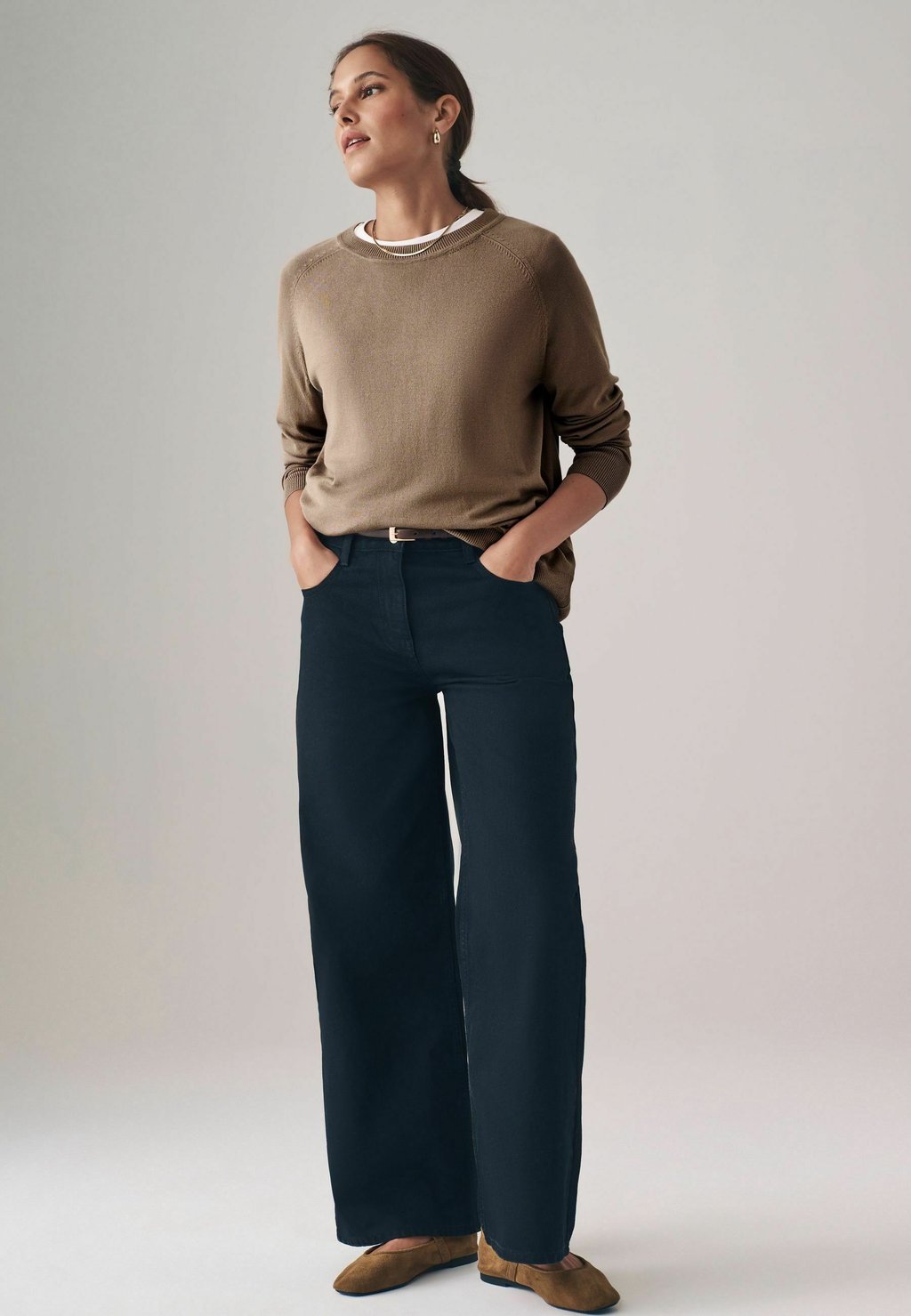 Свитер REGULAR FIT THE SET, черный
Свитер REGULAR FIT THE SET, черный