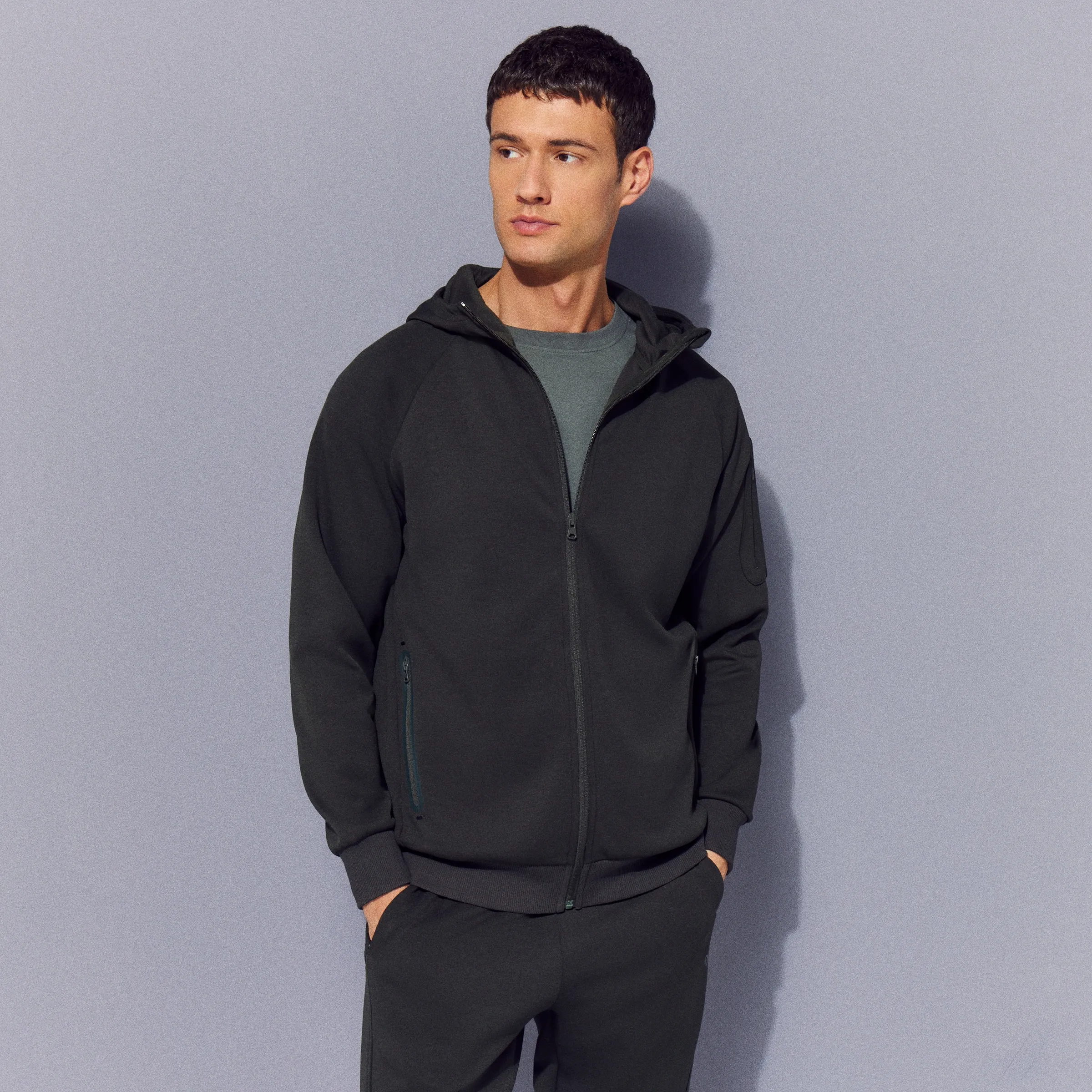 Спортивная худи из вискозы на молнии для мужчин Boomerang, зеленый
Спортивная худи из вискозы на молнии для мужчин Boomerang, зеленый