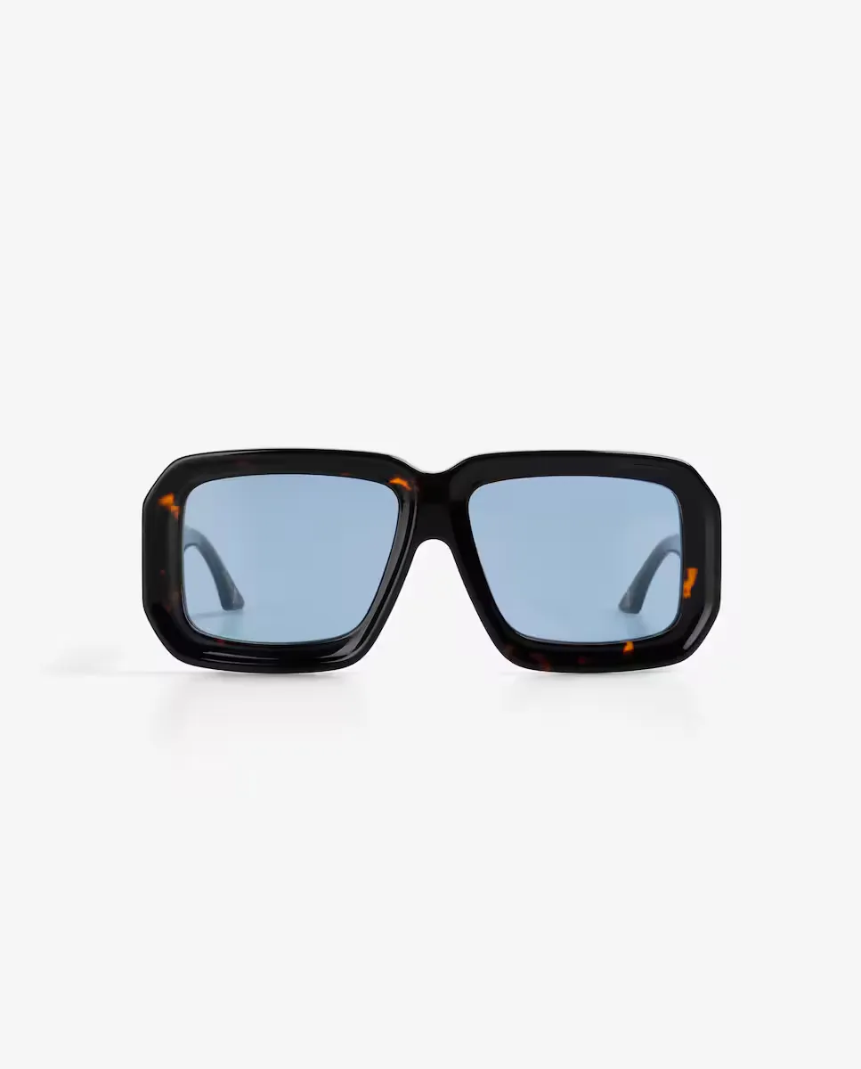 Женские солнцезащитные очки из ацетата в форме бабочки Scalpers, черный
Женские солнцезащитные очки из ацетата в форме бабочки Scalpers, черный