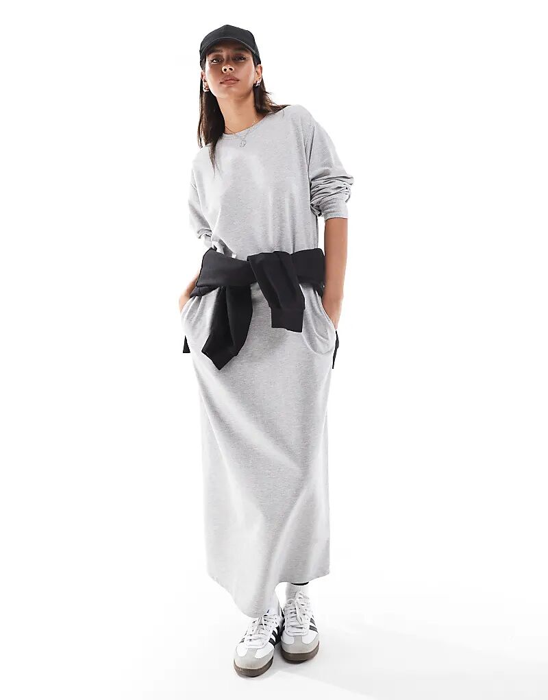 Платье-свитшот миди ASOS DESIGN с круглым вырезом серого меланжевого цвета
Платье-свитшот миди ASOS DESIGN с круглым вырезом серого меланжевого цвета