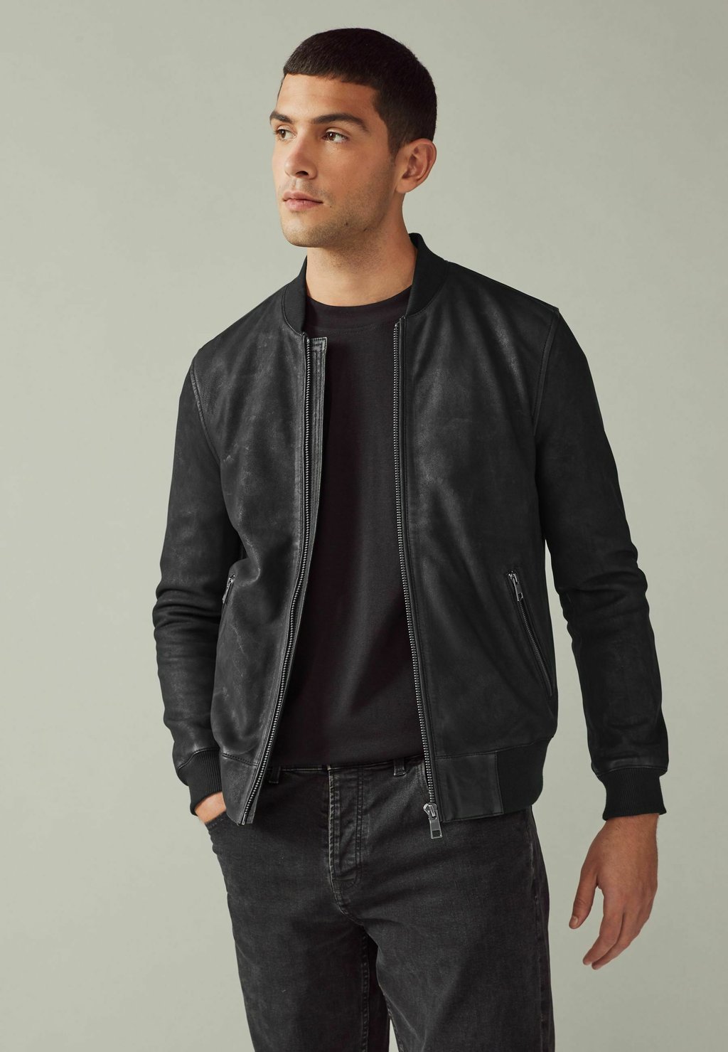 Куртка-бомбер REGULAR FIT Next, черный
Куртка-бомбер REGULAR FIT Next, черный