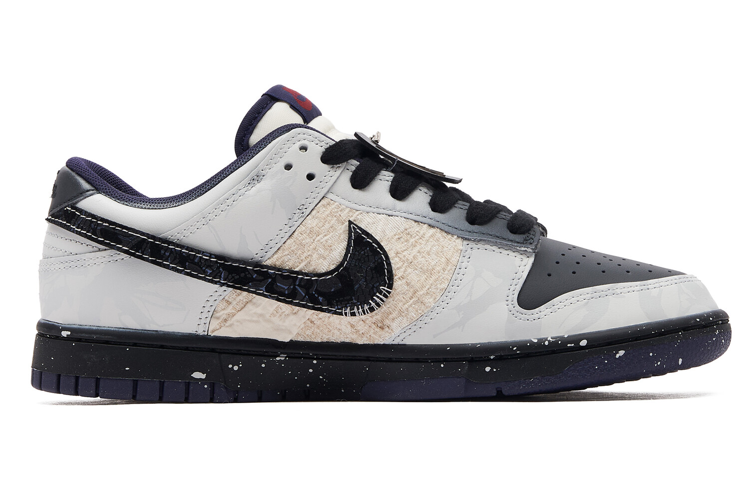 Кроссовки Nike Dunk Skateboard Shoes Men Low-Top Black White Gray, черный/белый/серый
Кроссовки Nike Dunk Skateboard Shoes Men Low-Top Black White Gray, черный/белый/серый