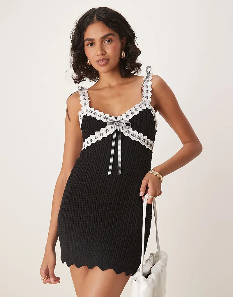 Мини-платье Becka от Love & Lemons с отделкой из ленты черного цвета
Мини-платье Becka от Love & Lemons с отделкой из ленты черного цвета