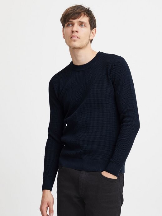 Вязаный свитер cfkarlo Casual Friday, синий 
Вязаный свитер cfkarlo Casual Friday, синий