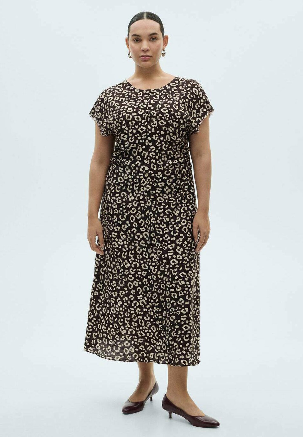 Повседневное платье SCOOP Mango, черный
Повседневное платье SCOOP Mango, черный