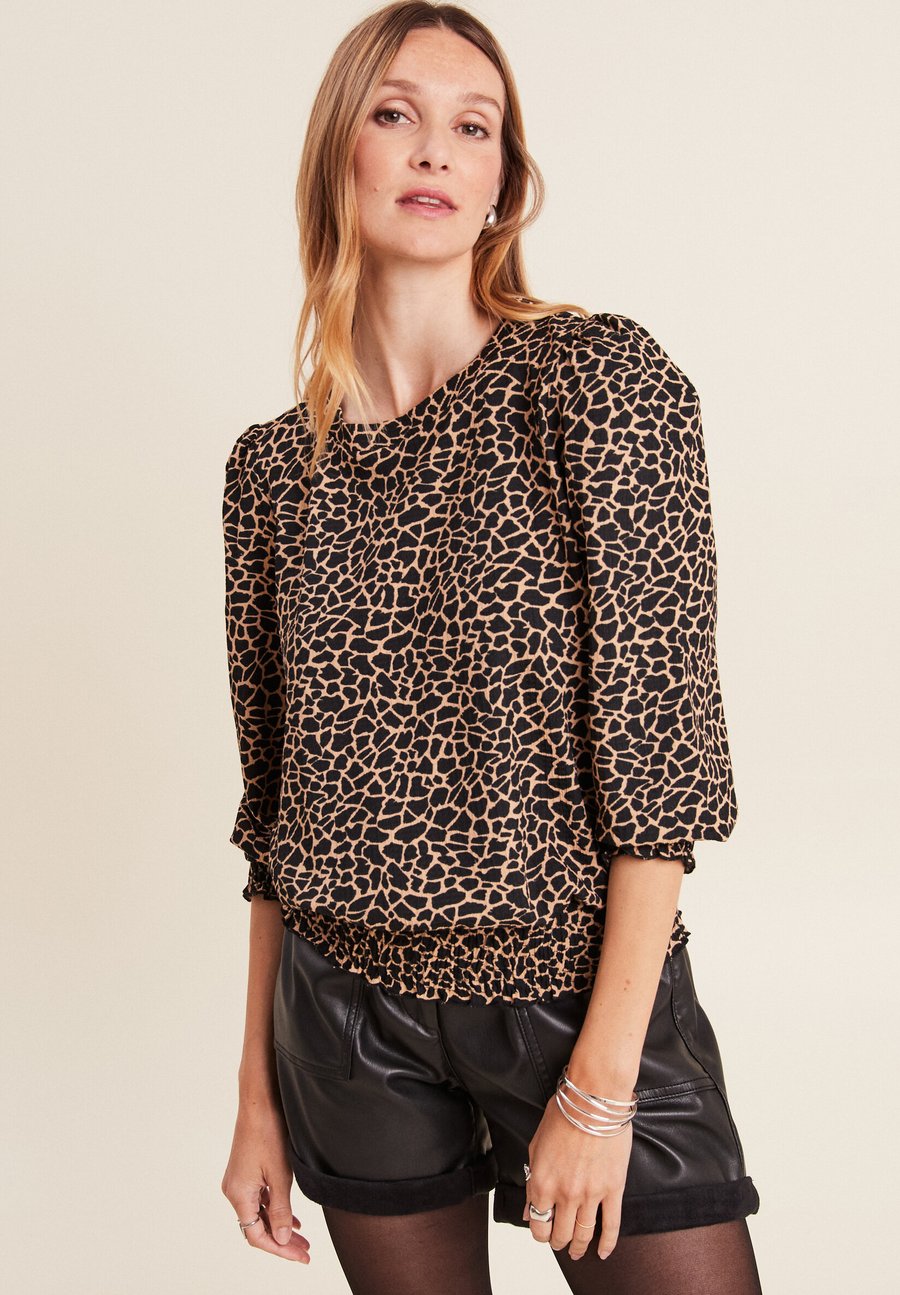 Блуза Breal 3/4-ÄRMELN, Noir/Black
Блуза Breal 3/4-ÄRMELN, Noir/Black