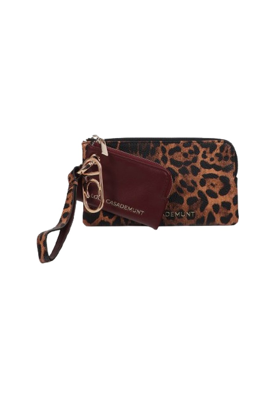 Кошелек LOLA CASADEMUNT Wallet, Leopard/Brown
Кошелек LOLA CASADEMUNT Wallet, Leopard/Brown