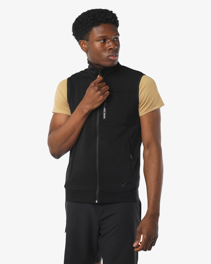 JAKED Черная синтетическая фитнес-толстовка для мужчин
JAKED Черная синтетическая фитнес-толстовка для мужчин