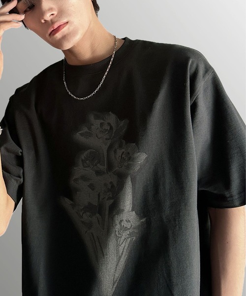 Футболка базового кроя с цветочным принтом Classical Origin, черная
Футболка базового кроя с цветочным принтом Classical Origin, черная