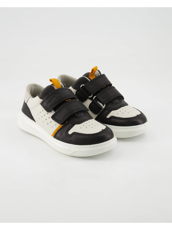 Кроссовки на шнуровке superfit, черный
Кроссовки на шнуровке superfit, черный