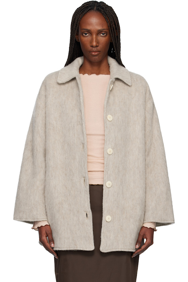 Baserange Куртка цвета таупе с изображением пиренеев
Baserange Куртка цвета таупе с изображением пиренеев