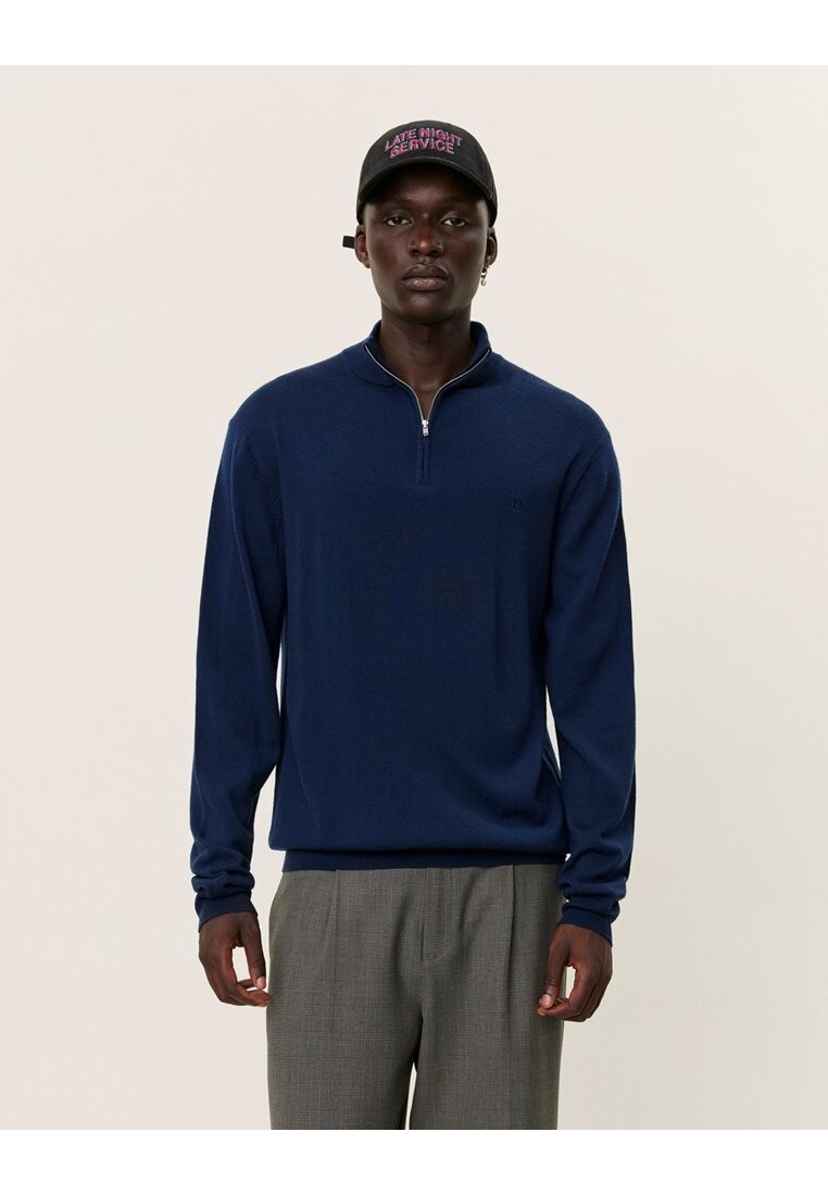 Джемпер GREYSON HALF ZIP Les Deux, темно-синий
Джемпер GREYSON HALF ZIP Les Deux, темно-синий