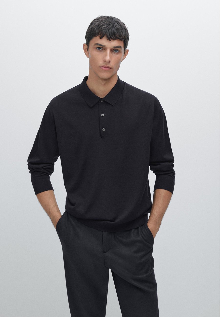 Поло Massimo Dutti MERINO POLO COLLAR LONG SLEEVE, Dark Blue
Поло Massimo Dutti MERINO POLO COLLAR LONG SLEEVE, Dark Blue