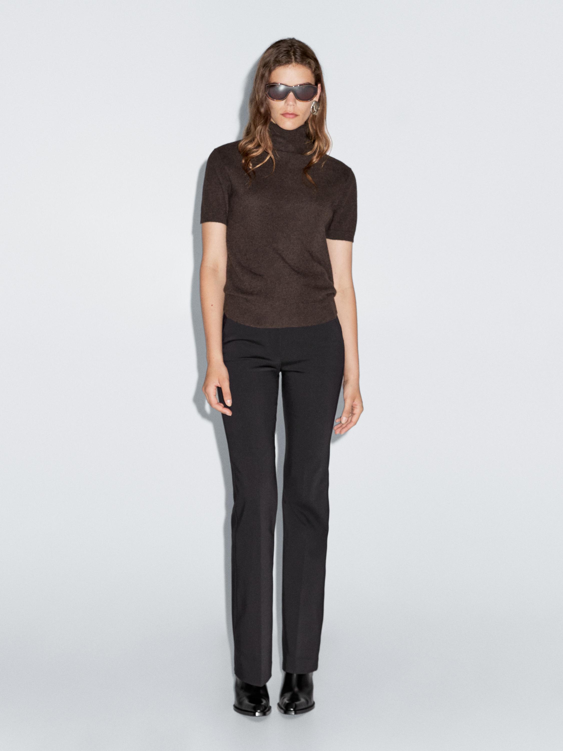 Вязаный свитер из смесовой шерсти с короткими рукавами Massimo Dutti, шоколадный
Вязаный свитер из смесовой шерсти с короткими рукавами Massimo Dutti, шоколадный