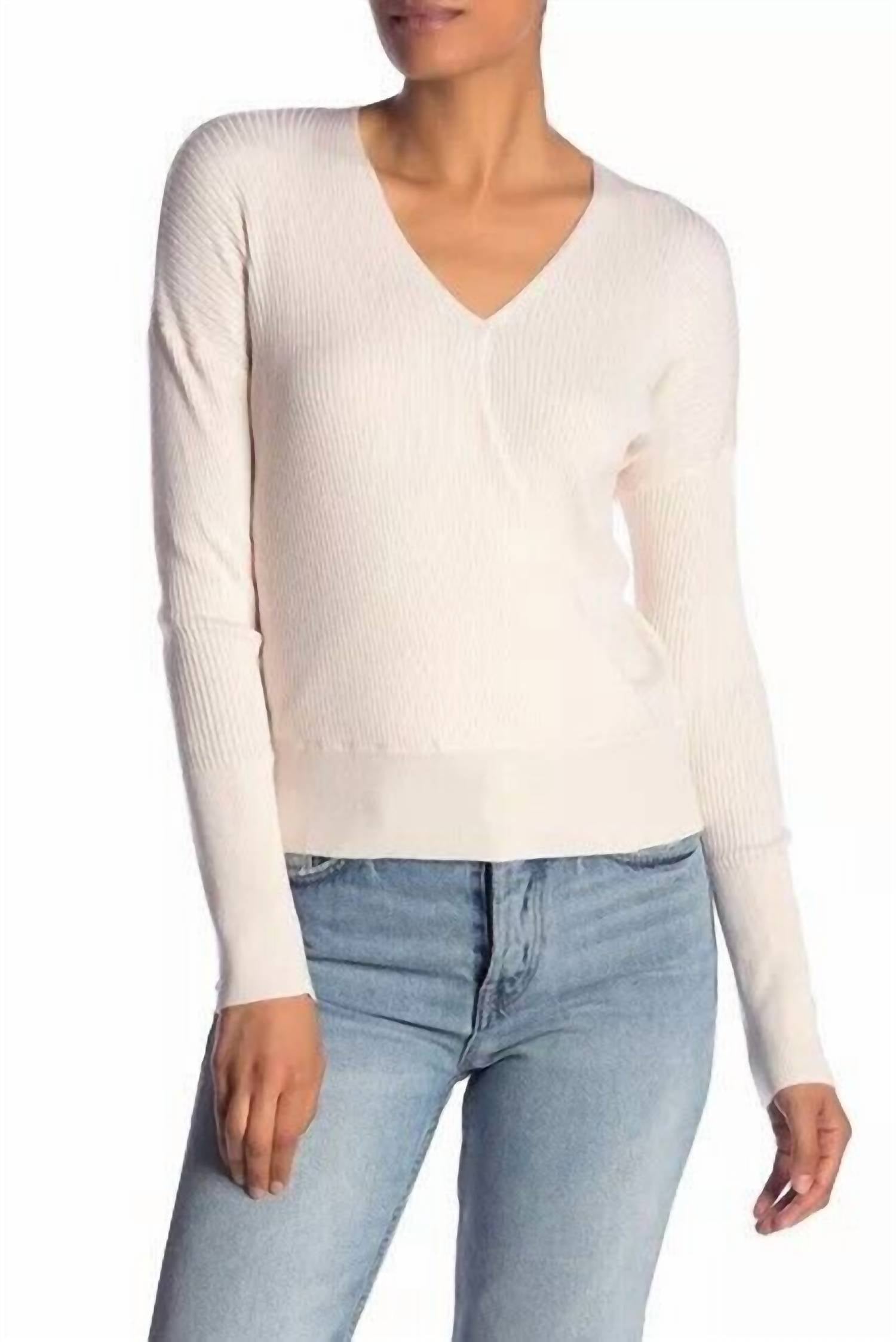 Свитер с V-образным вырезом и имитацией запаха в рубчик цвета слоновой кости Elodie
Свитер с V-образным вырезом и имитацией запаха в рубчик цвета слоновой кости Elodie