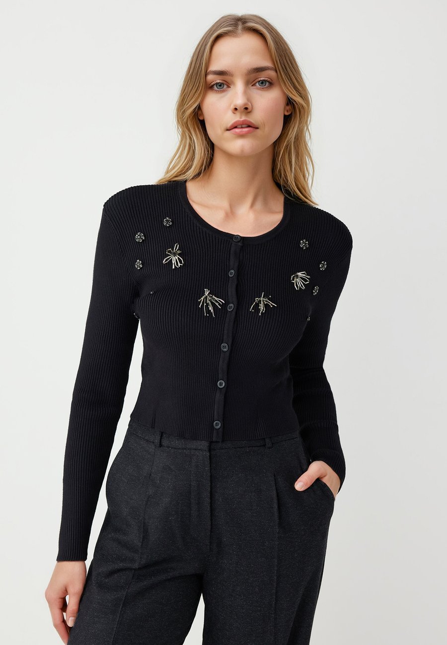 Джемпер Jimmy Key Jumper, Black
Джемпер Jimmy Key Jumper, Black