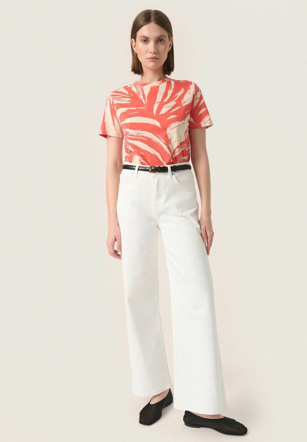 Футболка с принтом Sleva Regular Soaked in Luxury, коралл
Футболка с принтом Sleva Regular Soaked in Luxury, коралл