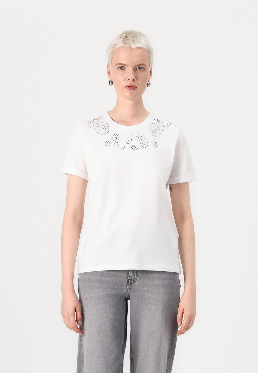 Футболка с принтом ONLHOLLIS LIFE O NECK ONLY, белый 
Футболка с принтом ONLHOLLIS LIFE O NECK ONLY, белый