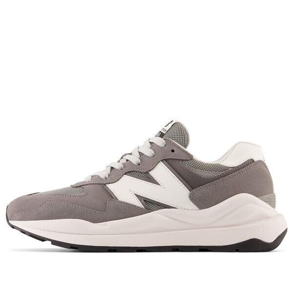 Кроссовки 57 40 New Balance, белый
Кроссовки 57 40 New Balance, белый