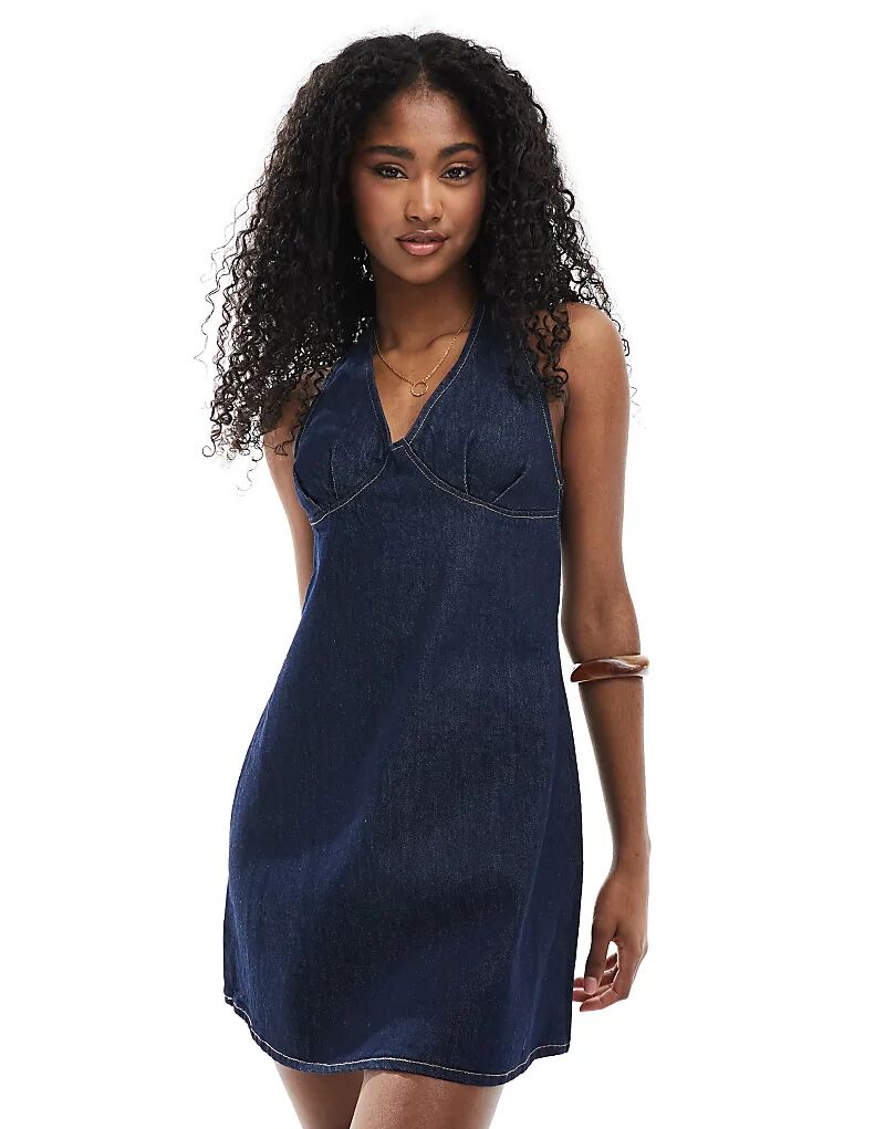 Джинсовое платье-халтер ASOS DESIGN с вытачками
Джинсовое платье-халтер ASOS DESIGN с вытачками