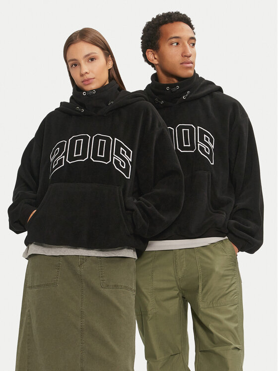 Толстовка оверсайз 2005, черный
Толстовка оверсайз 2005, черный