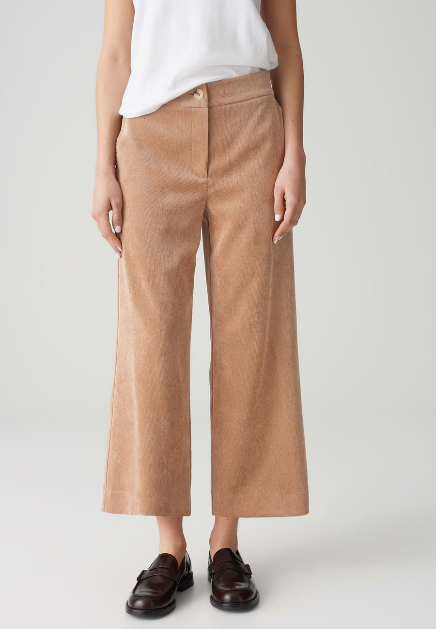 Брюки OPUS HIGH RISE CROPPED WIDE FIT, Golden Oak/Brown
Брюки OPUS HIGH RISE CROPPED WIDE FIT, Golden Oak/Brown