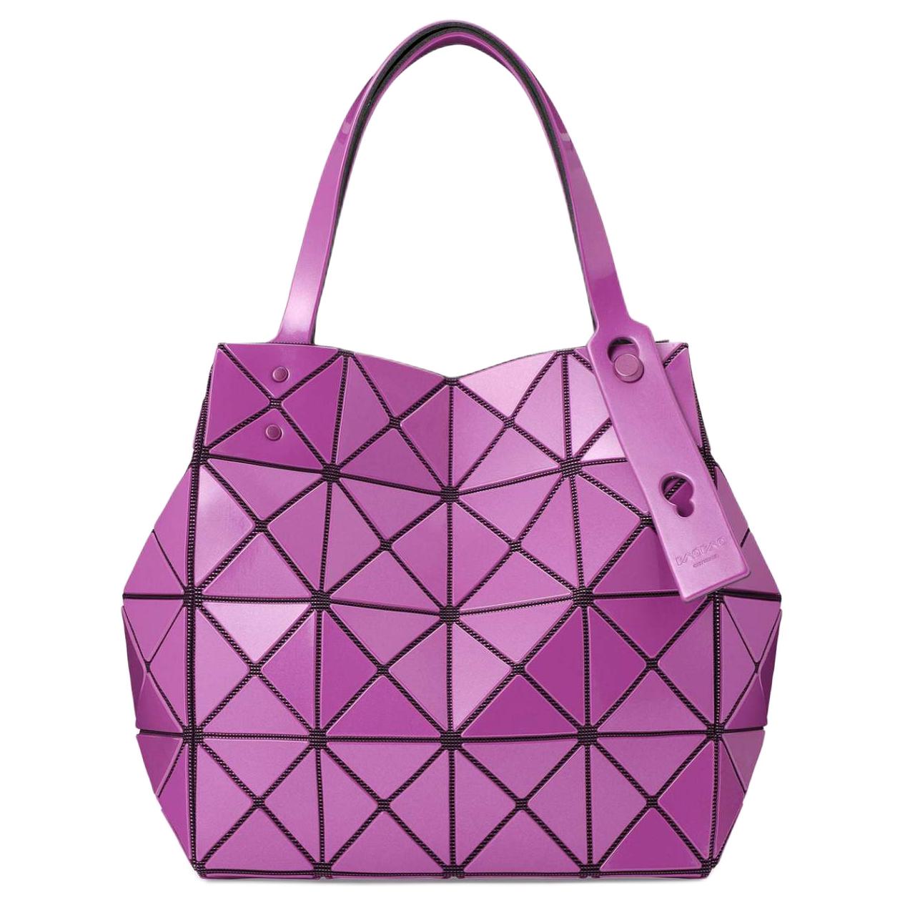 ISSEY MIYAKE Сумка из поливинилхлорида
ISSEY MIYAKE Сумка из поливинилхлорида