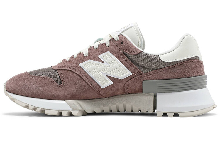 Кроссовки New Balance NB 1300 унисекс
Кроссовки New Balance NB 1300 унисекс