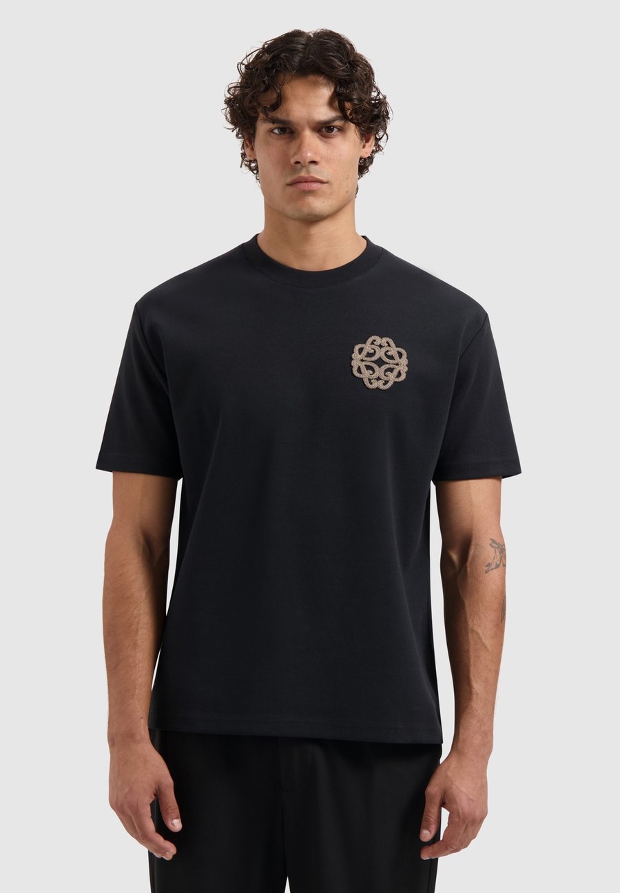 Футболка Pure Path Print T-shirt, Black, Черный, Футболка Pure Path Print T-shirt, Black
Футболка Pure Path Print T-shirt, Black, Черный, Футболка Pure Path Print T-shirt, Black