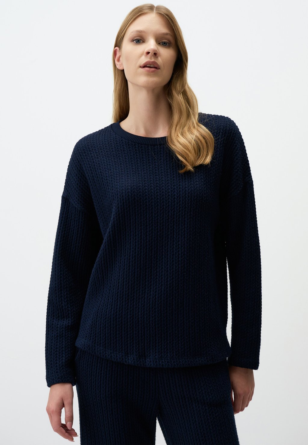 Джемпер PATTERNED Jimmy Key, темно-синий
Джемпер PATTERNED Jimmy Key, темно-синий