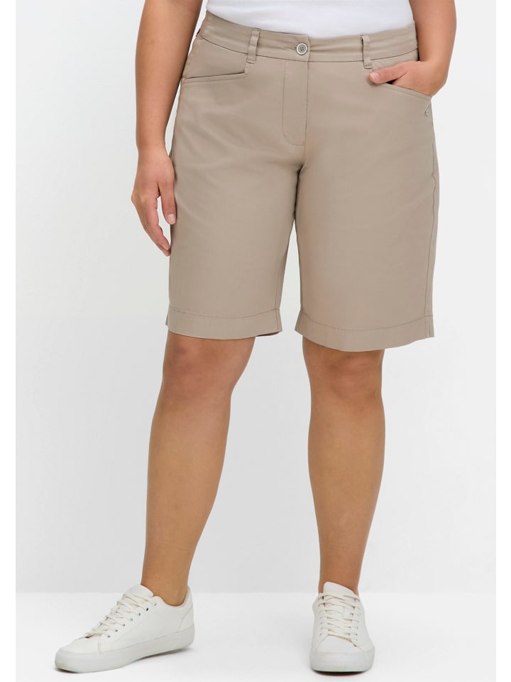 Тканевые шорты sheego
Тканевые шорты sheego