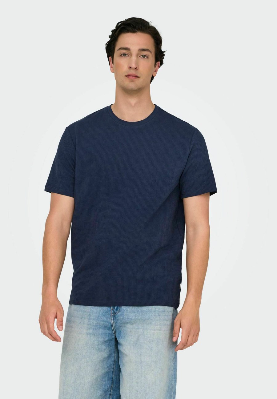 Футболка Only & Sons ONSKIAN, Naval Academy/Dark Blue, Синий, Футболка Only & Sons ONSKIAN, Naval Academy/Dark Blue
Футболка Only & Sons ONSKIAN, Naval Academy/Dark Blue, Синий, Футболка Only & Sons ONSKIAN, Naval Academy/Dark Blue
