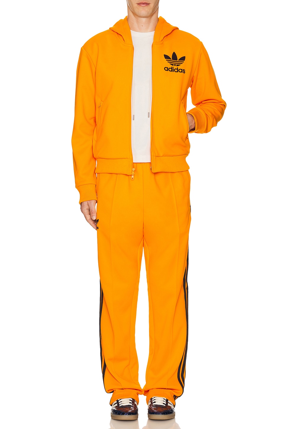 Толстовка с капюшоном Track Adidas By Wales Bonner, Eqt Orange S16
Толстовка с капюшоном Track Adidas By Wales Bonner, Eqt Orange S16