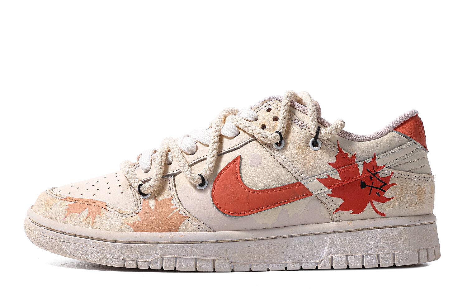 Кроссовки Nike Dunk Skateboarding Shoes Women's Low-top White/beige/orange, оранжевый/красный
Кроссовки Nike Dunk Skateboarding Shoes Women's Low-top White/beige/orange, оранжевый/красный