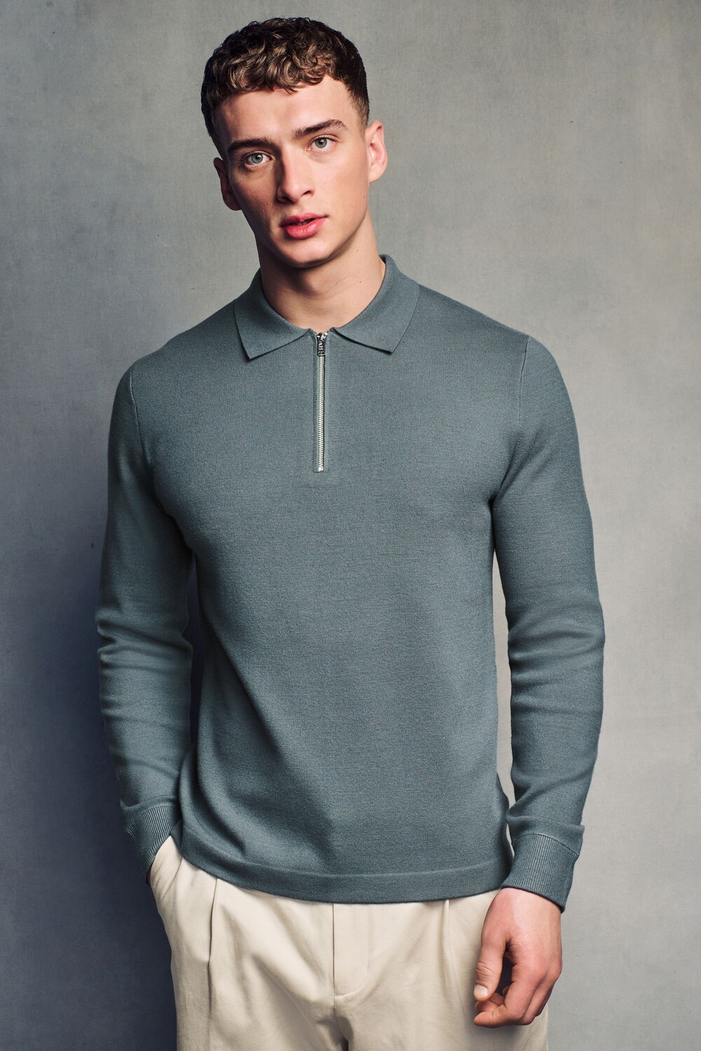 Мягкая на ощупь трикотажная рубашка поло стандартного кроя с длинными рукавами и застежкой молнией Next, бирюзовый
Мягкая на ощупь трикотажная рубашка поло стандартного кроя с длинными рукавами и застежкой молнией Next, бирюзовый