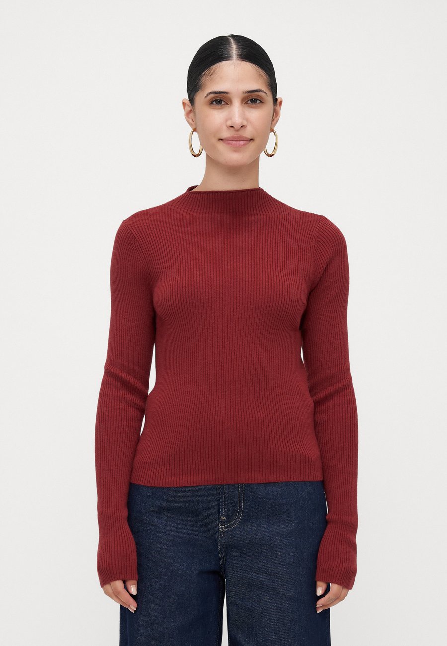 Джемпер Vero Moda Petite VMNANCY FUNNELNECK , Syrah/Red
Джемпер Vero Moda Petite VMNANCY FUNNELNECK , Syrah/Red