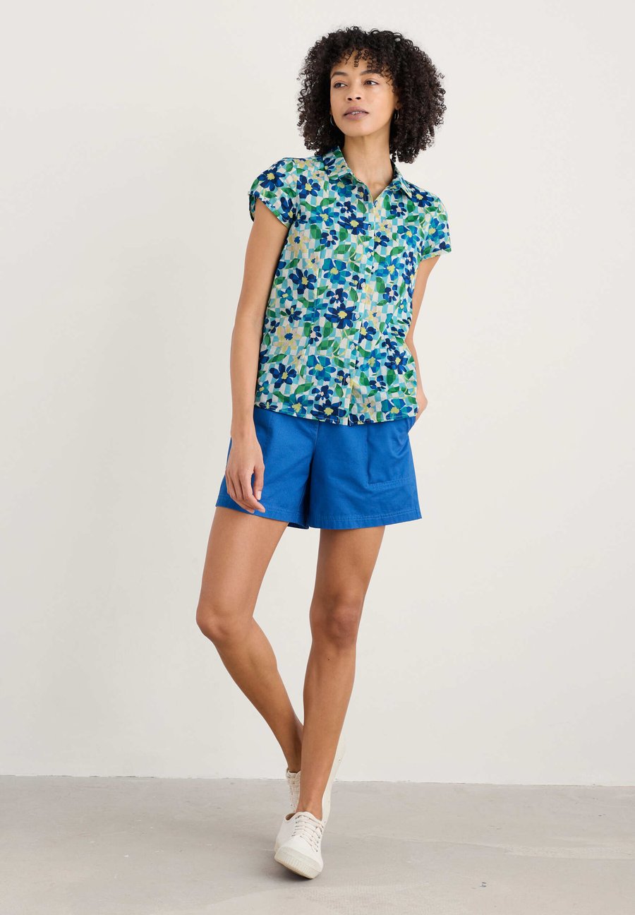 Блуза Seasalt Cornwall RUSHMAKER, Teal Picnic Floral Chalk/Teal
Блуза Seasalt Cornwall RUSHMAKER, Teal Picnic Floral Chalk/Teal