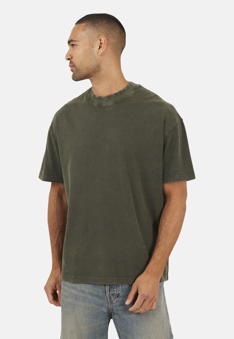 Футболка Brave Soul Basic T-shirt, Khaki
Футболка Brave Soul Basic T-shirt, Khaki
