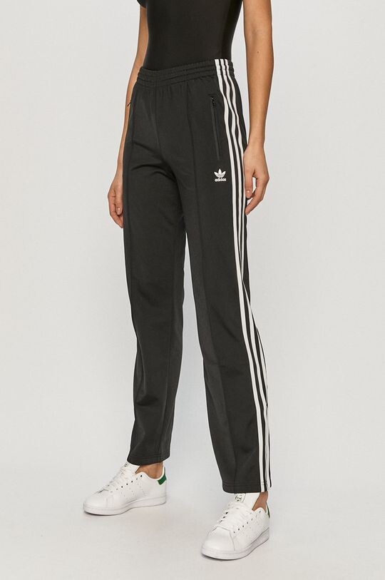 Брюки adidas Originals, черный
Брюки adidas Originals, черный