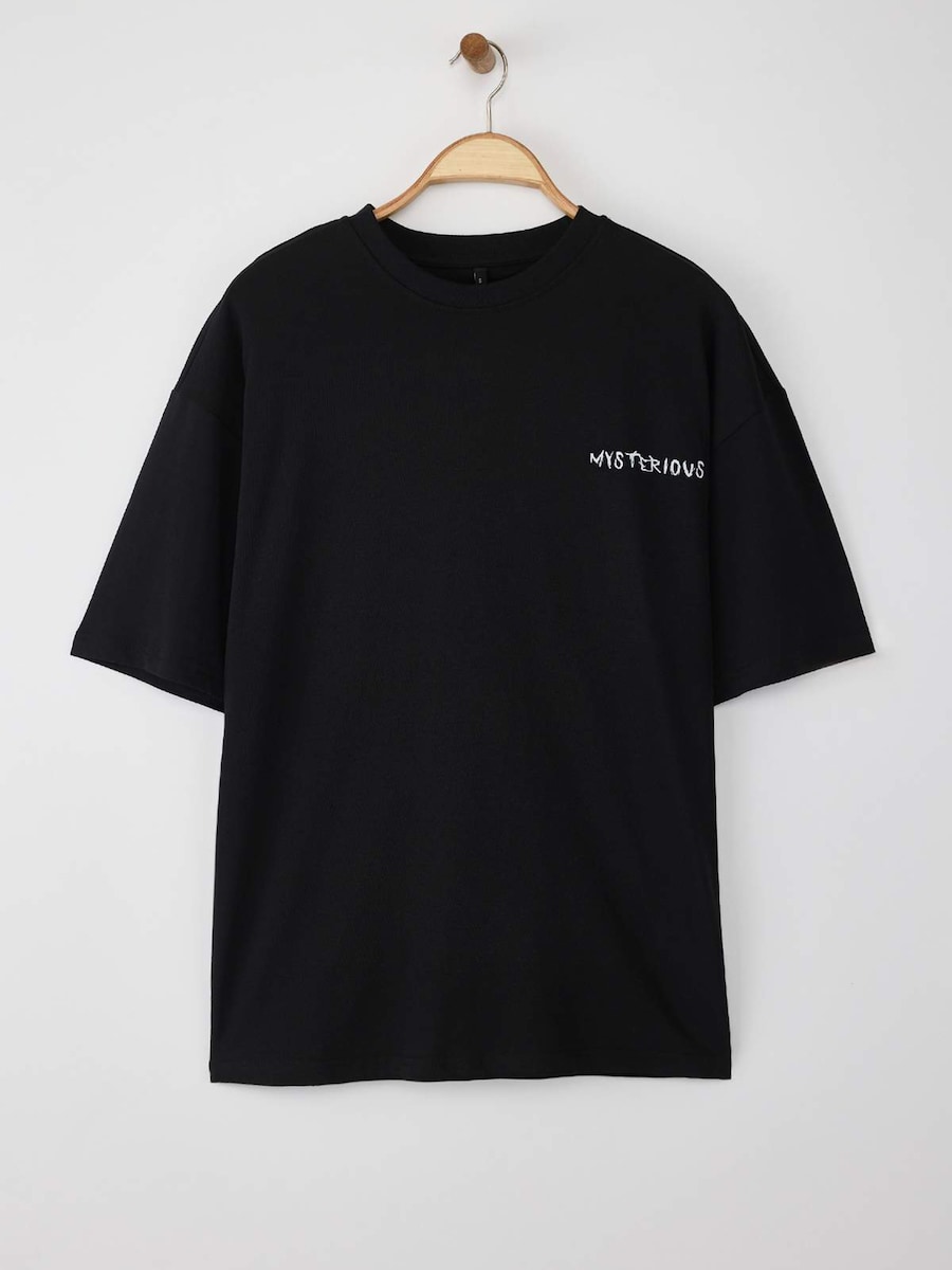 Рубашка Trendyol, черный
Рубашка Trendyol, черный