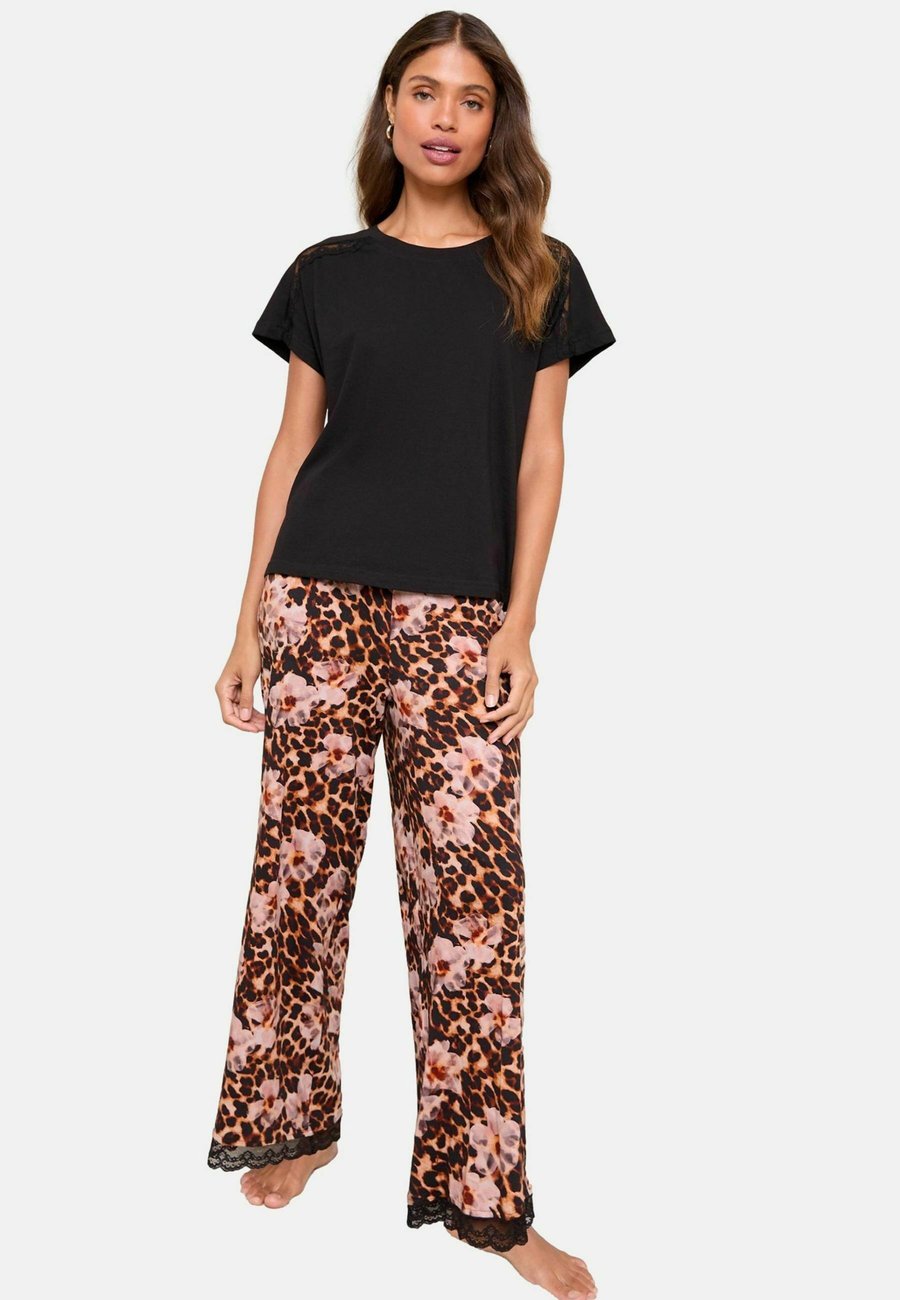 Пижамный комплект Lipsy SET, Leopard Print/Brown
Пижамный комплект Lipsy SET, Leopard Print/Brown